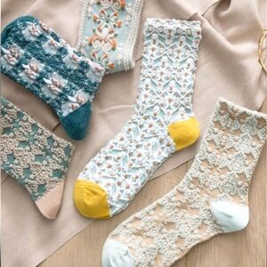 Elegant Vintage Socks Retro Style Floral Pattern Set Of 5